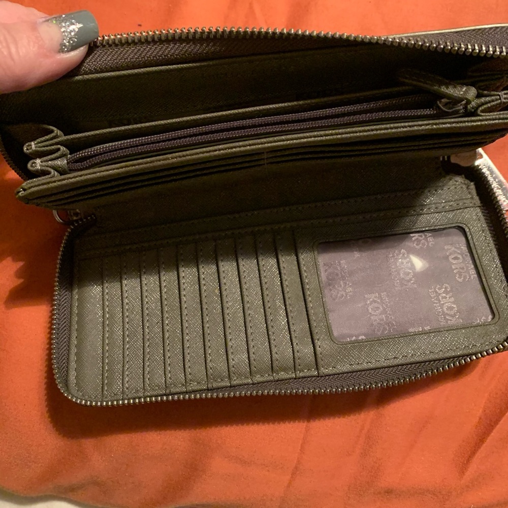 Michael Kors wallet
